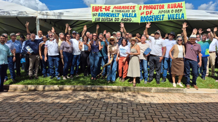 FAPE-DF e lideranças do agro agradecem apoio do deputado Roosevelt durante almoço
