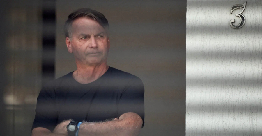 Bolsonaro processa Janones por ataques em vídeo