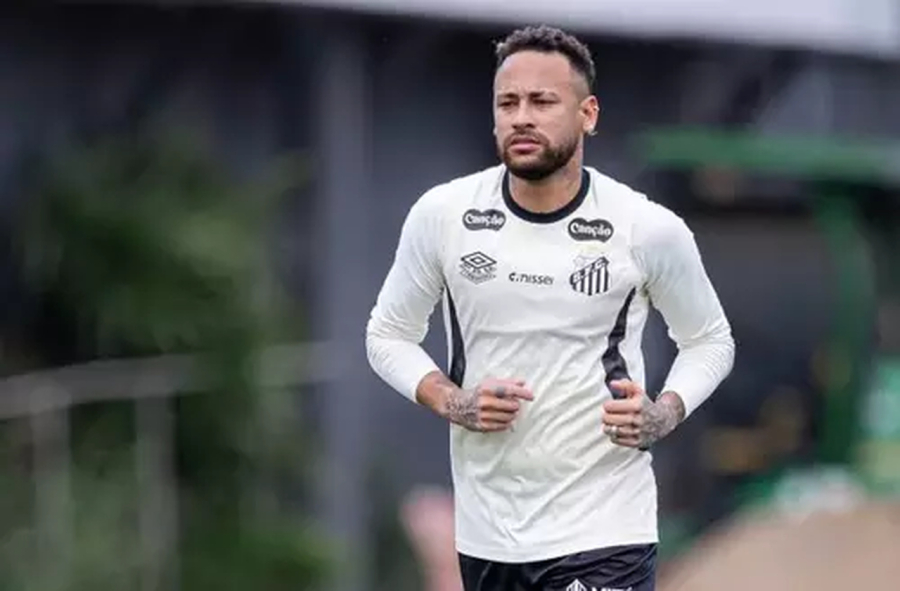 Neymar faz exame e anima seleção sobre retorno