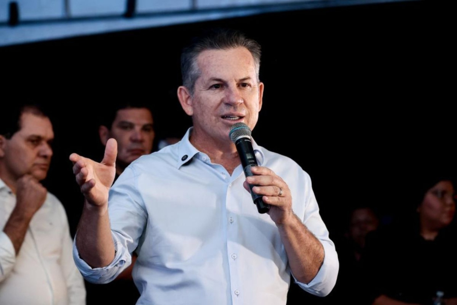 Mauro Mendes critica fim da escala 6x1 e cita jornadas de até 16 horas nos EUA